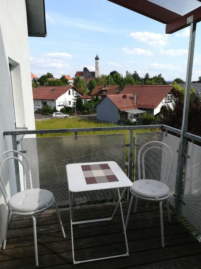 Hotel Sonnige Zimmer Eberhardzell Exterior foto